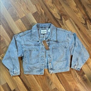 Women's Classic Blue Denim Jacket